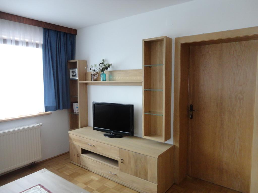 Panoramablickhotel - Lakeview Apartments Annenheim Pokoj fotografie